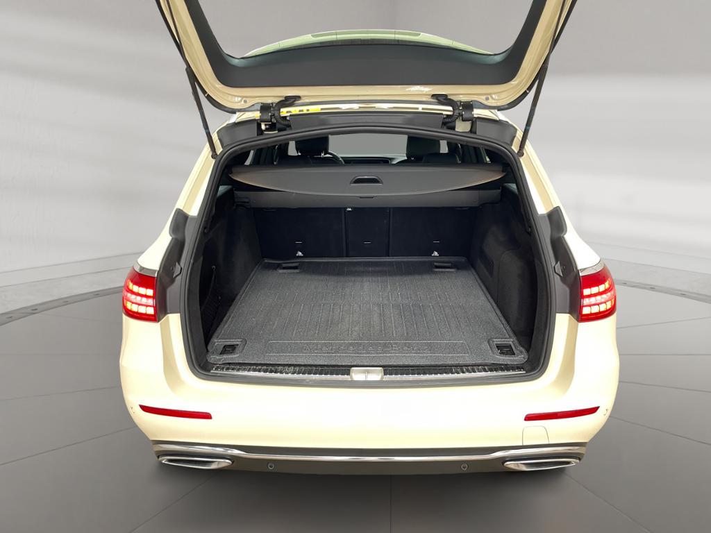 Mercedes-Benz E 220 d T Avantgarde Avantgarde+MBUX+Cam+LED+AUT