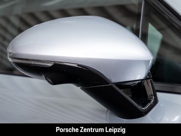 Porsche Panamera - 12