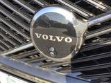 Volvo XC60 Plus Dark Recharge Plug-In Hybrid AWD - Volvo XC60: Recharge Plus Dark