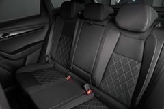 SKODA Karoq Sportline*LED*DAB*Kamera*Unfallfrei