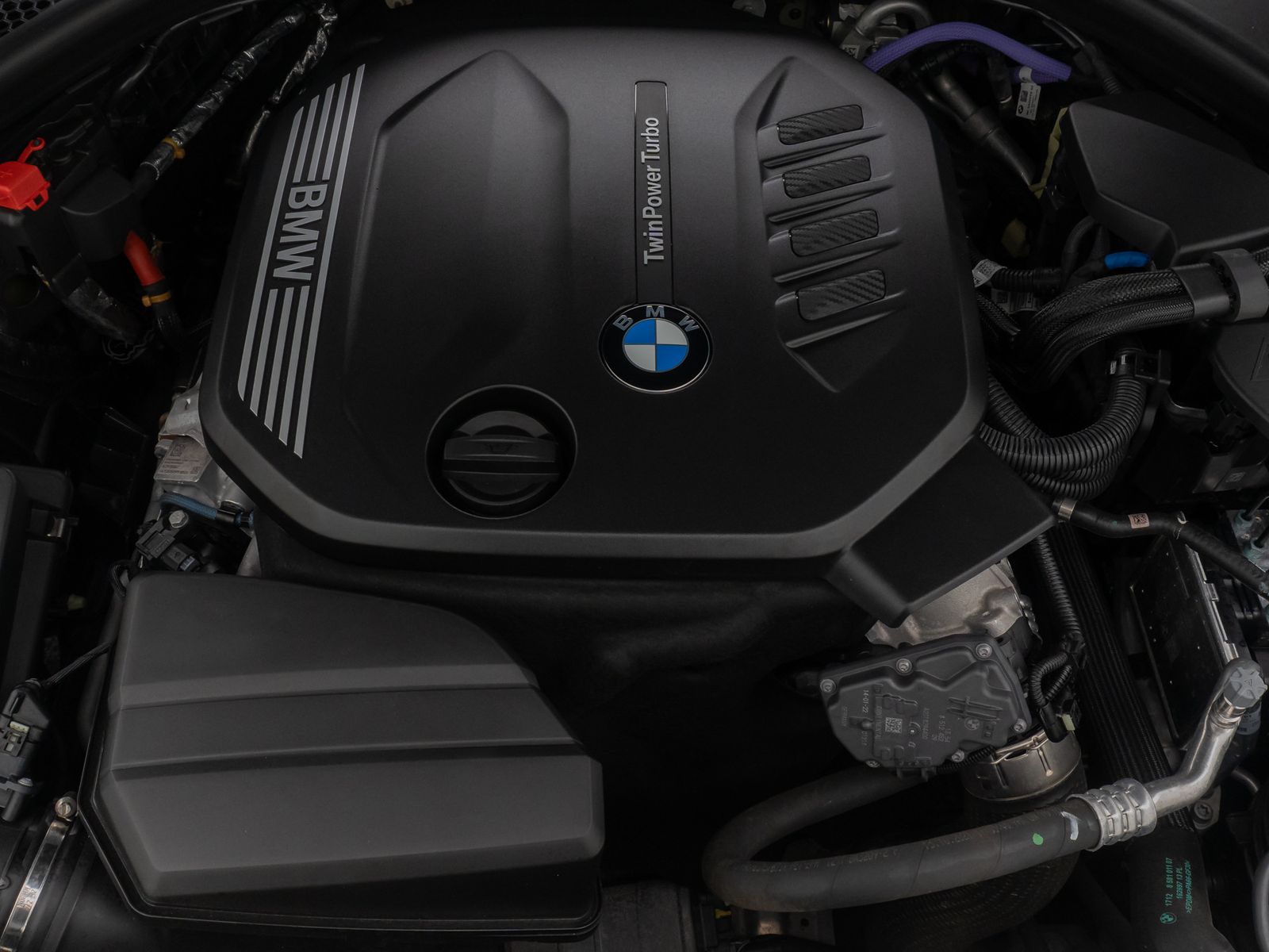 Fahrzeugabbildung BMW 318d M Sport Navi LED AHK DAB FernlichtAss