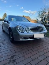 Mercedes-Benz E 320 Elegance  - Mercedes-Benz E 320: Limousine
