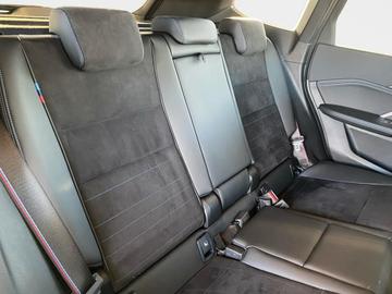 2025 BMW IX1 缩略图 16