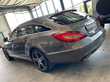 Mercedes-Benz CLS 350d Shooting Brake *NAVI*LED*AHK*LEDER*