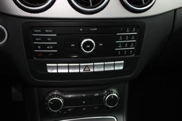 Mercedes B 200 - 12