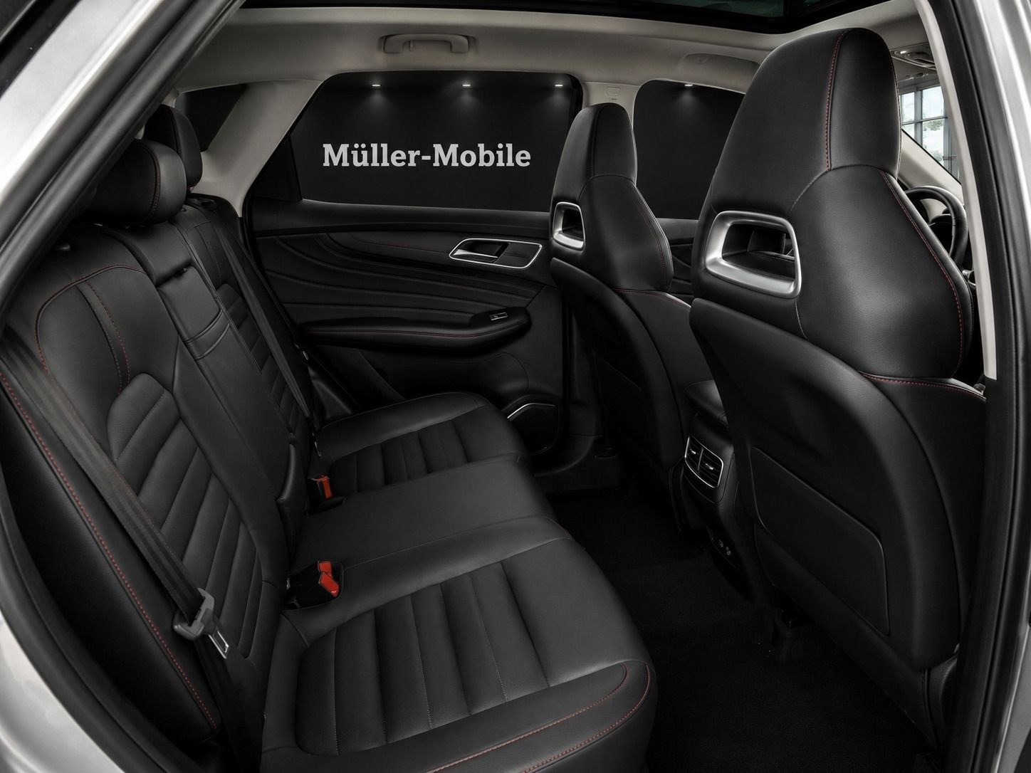 Fahrzeugabbildung MG HS 1.5T-GDI Aut. Luxury PANORAMA LEDER ASSISTENT
