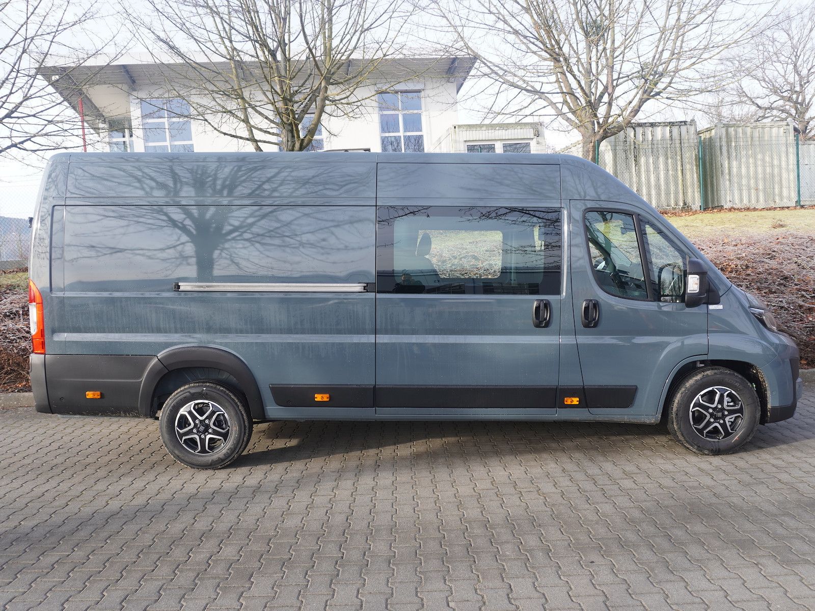 Fiat Ducato Maxi 35 L4H2 180 AT / Snoeks 5-Sitzer imagem 3