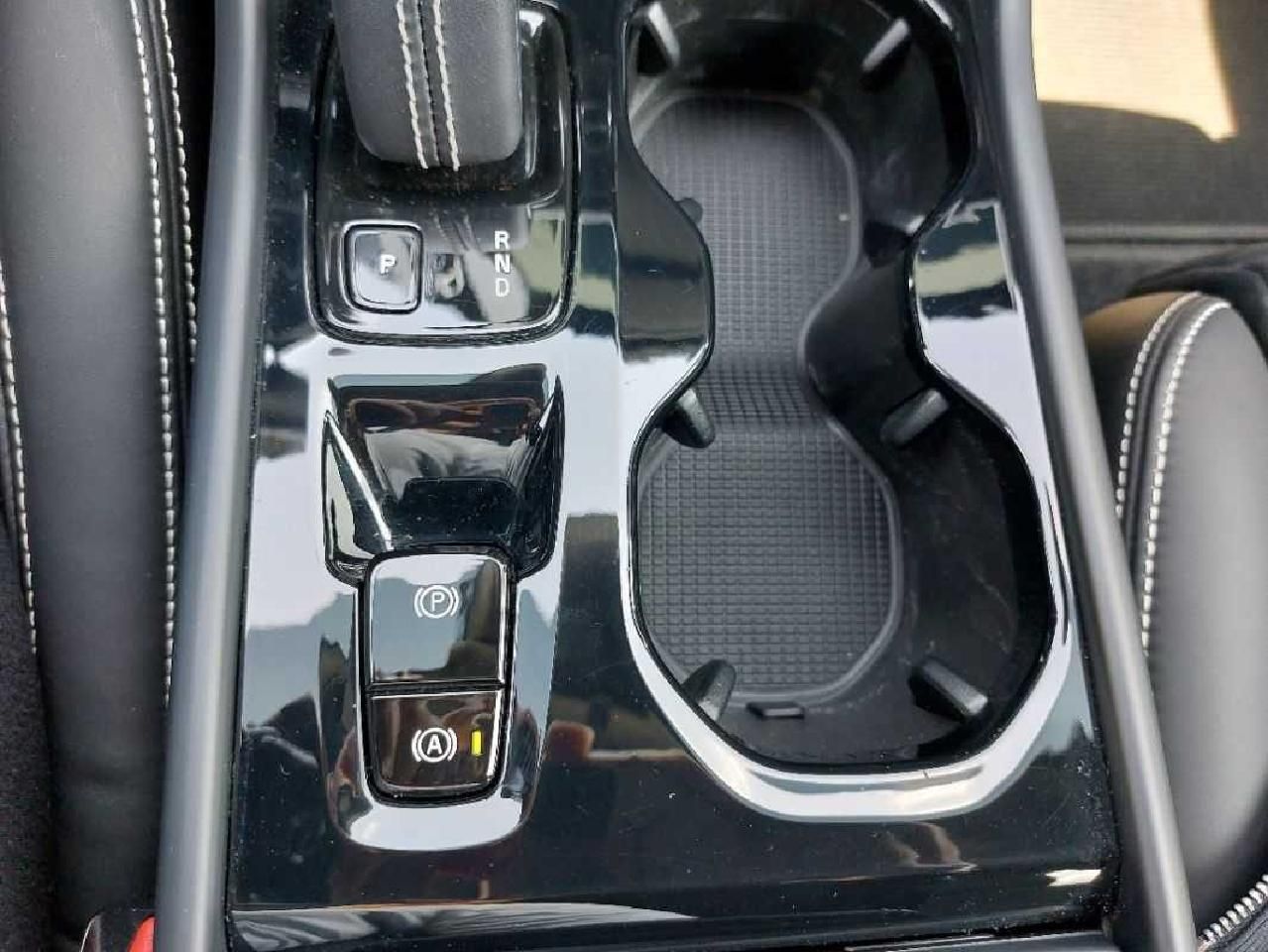 Fahrzeugabbildung Volvo XC40 R Design AWD*Winterpaket*LED