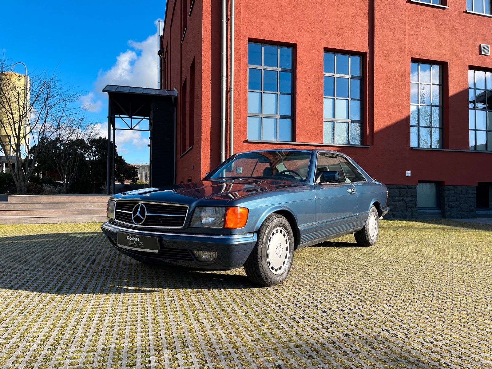 Fahrzeugabbildung Mercedes-Benz 500 SEC