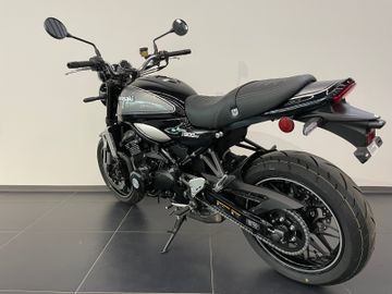 Kawasaki Z900 RS