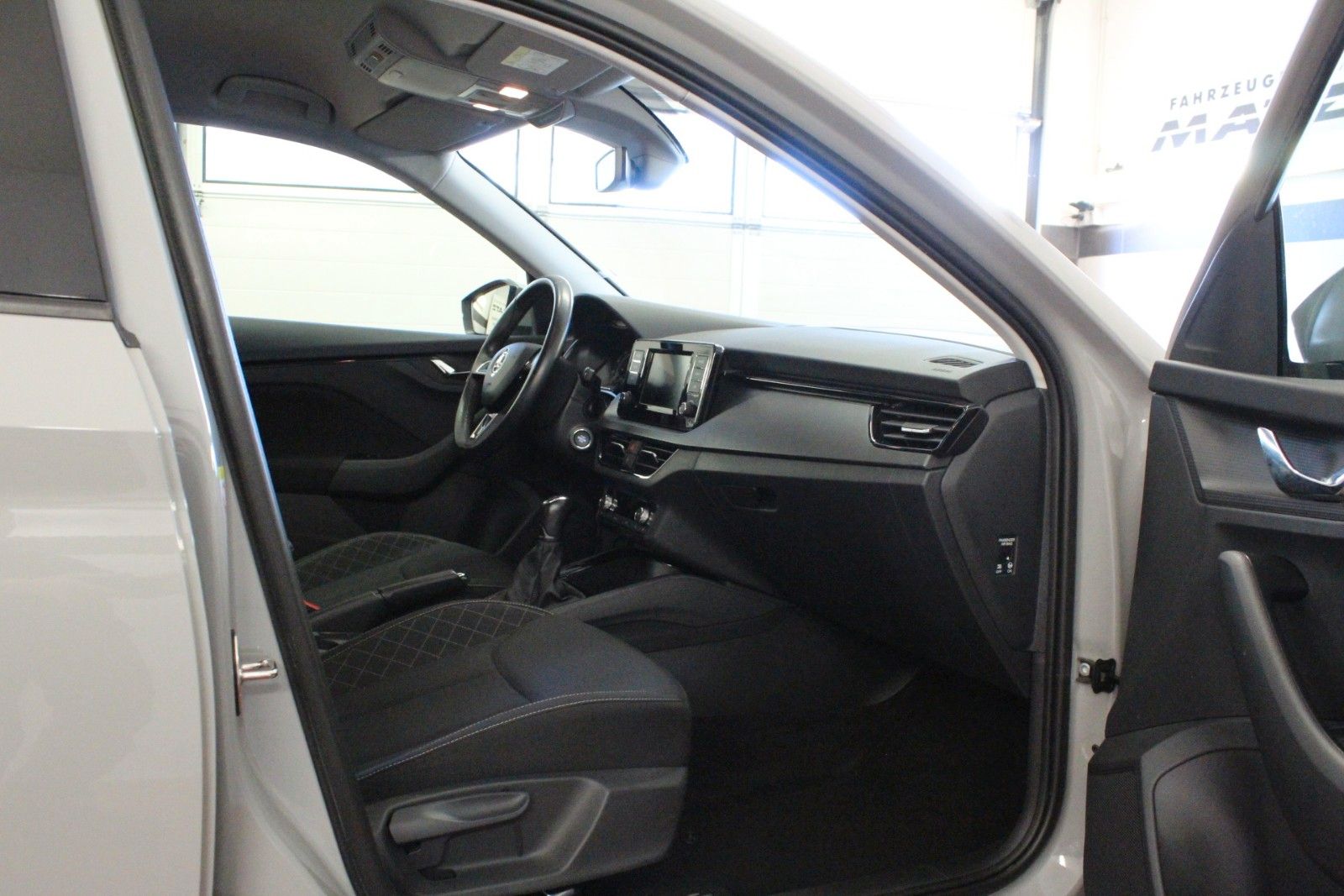 Fahrzeugabbildung SKODA Kamiq 1.0 TSI 85kW Ambition *Winterräder Alu*