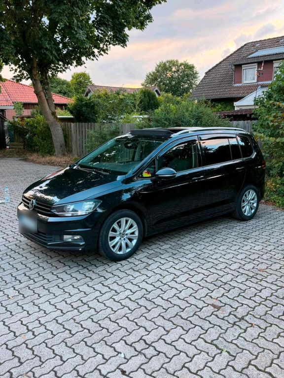 Image of Volkswagen Touran