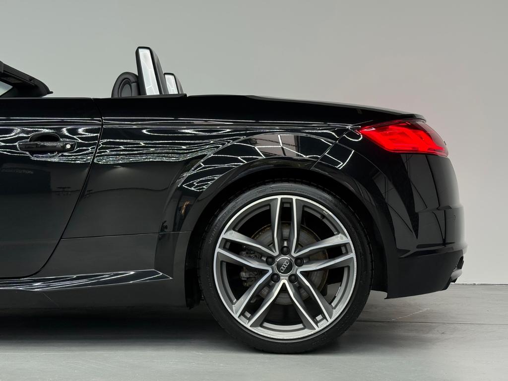 Audi TT Roadster 2.0 TFSI quattro S Line, Foto 12 von 49