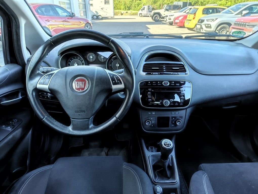 Fahrzeugabbildung Fiat Punto Lounge 1.3 16V Mjet