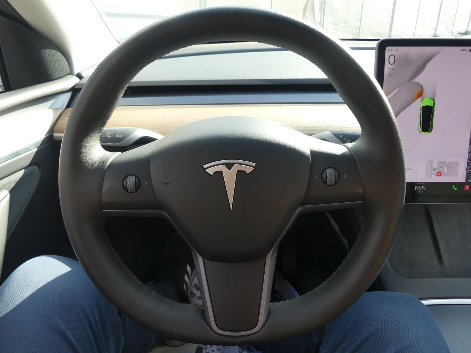 Tesla Model Y Long Range Dual AWD 378KW PANO LED KAM foto 9