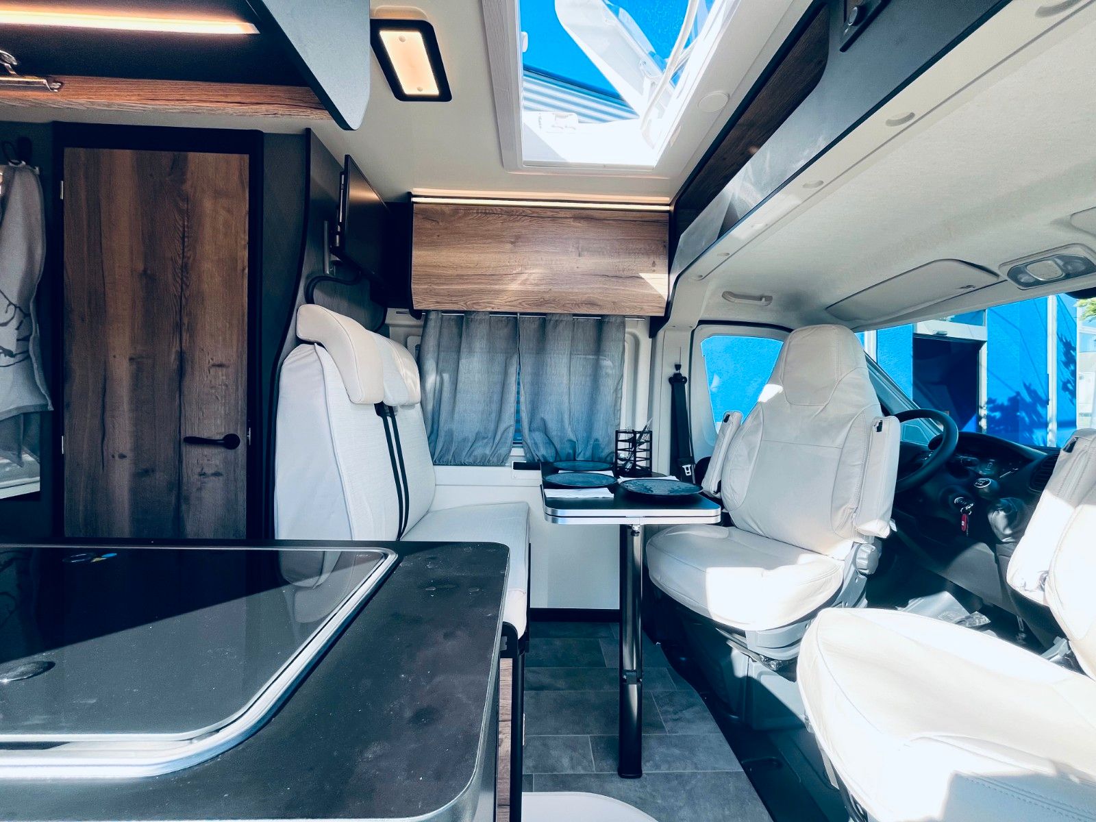 Fahrzeugabbildung XGO X-Van 2 Modell 2026 HERBST DEALS ALL IN