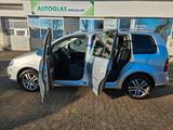 Volkswagen Touran Highline Garage AUTOMATIK TOP WAGEN - Volkswagen Touran aus 2007: Highline
