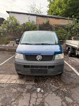 Volkswagen VW T5 Caravelle 9 Sitzer - gebrauchte VW T5 Caravelle aus dem Jahr 2005