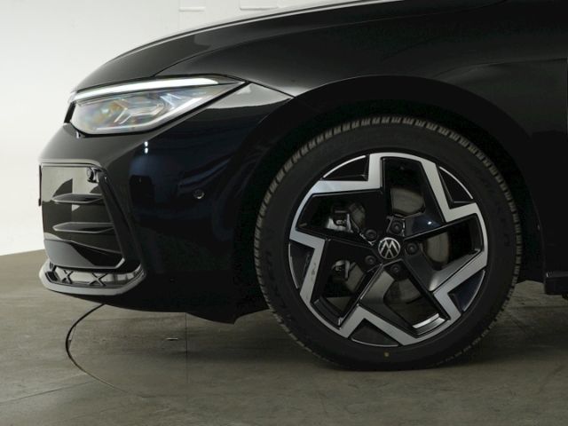 Passat Variant R-LINE TDI DSG+AHK+NAVI+LED MATRI