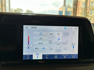 Ford Tourneo Courier Titanium