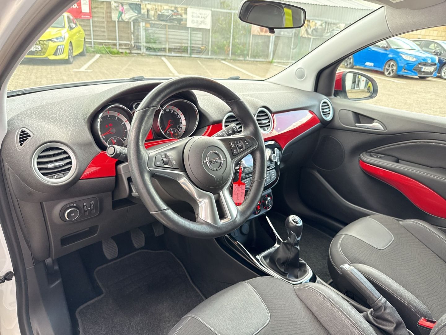 Fahrzeugabbildung Opel Adam Unlimited 1.4 Klimaautom SHZ LenkradHZG Tem