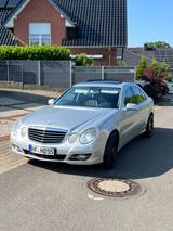 Mercedes-Benz E 220 CDI AVANTGARDE Avantgarde - Mercedes-Benz E 220 aus 2007: Cdi
