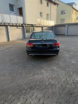Mercedes-Benz E 400 4MATIC - AMG Paket - Mercedes-Benz E 400 Gebrauchtwagen in Stuttgart