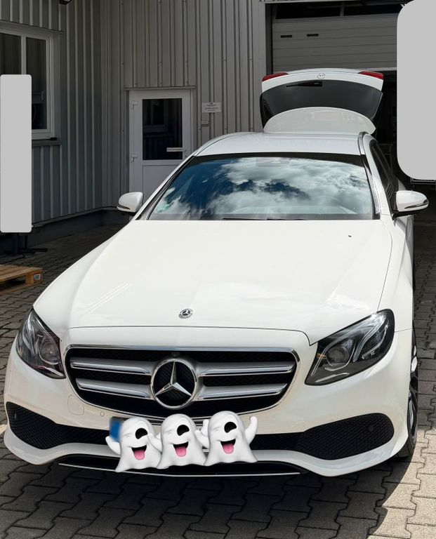 Image of Mercedes-Benz E 220