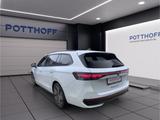 Volkswagen Passat Variant 2.0 TDI DSG R-LINE STDHZG PANO HA - Volkswagen Passat Variant mit Diesel-Antrieb: Weiß, Kombi