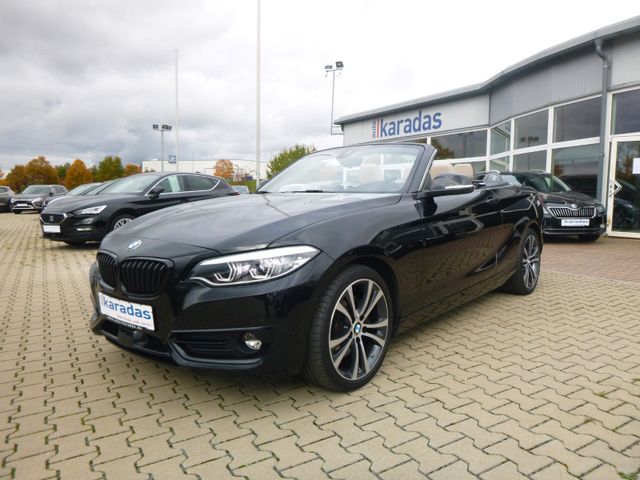 Fahrzeugabbildung BMW 230i Cabrio Sport Line>Sport AUT/Sport-Line/LED<
