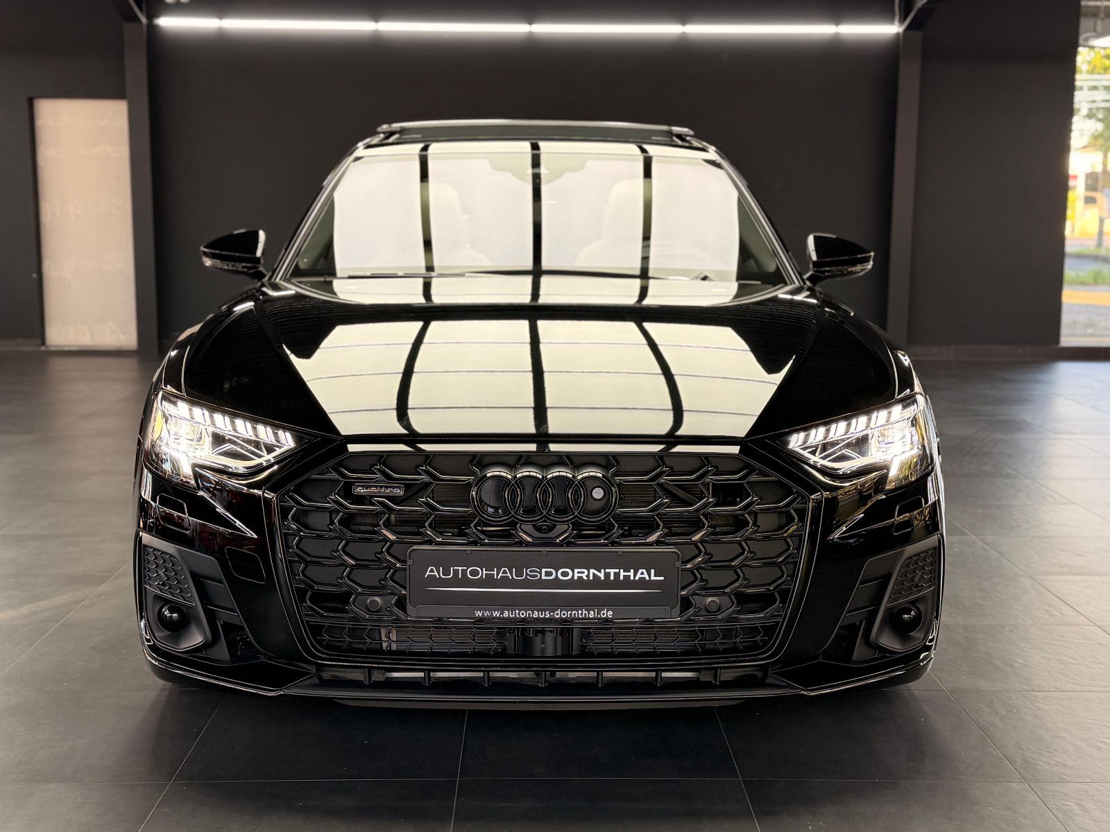 Audi A8 60 TFSI e L QUATTRO/BLACK EDITION/VIP/TV imagem 3