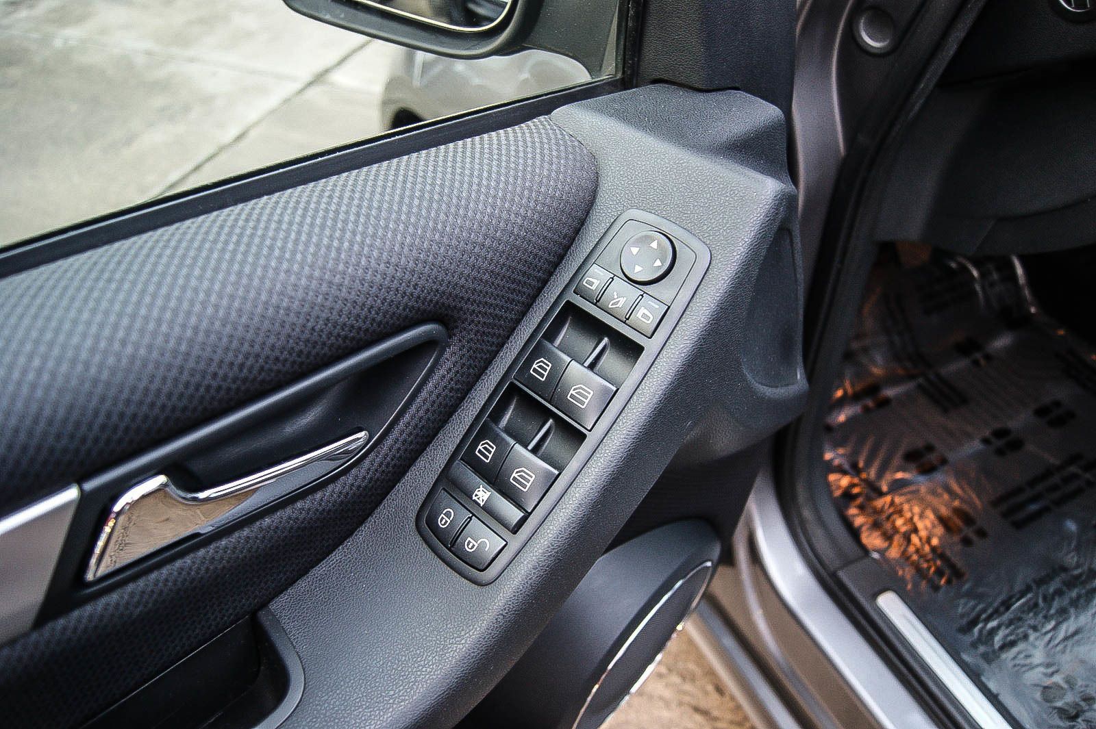 Fahrzeugabbildung Mercedes-Benz A 160 Avantgarde KLIMA PARKLENK LAMELLENDACH SHG