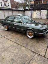 BMW E28/518 viele neu Teile/4 Hand/Fahrwerk/We... - BMW 518 mit Benzin-Antrieb