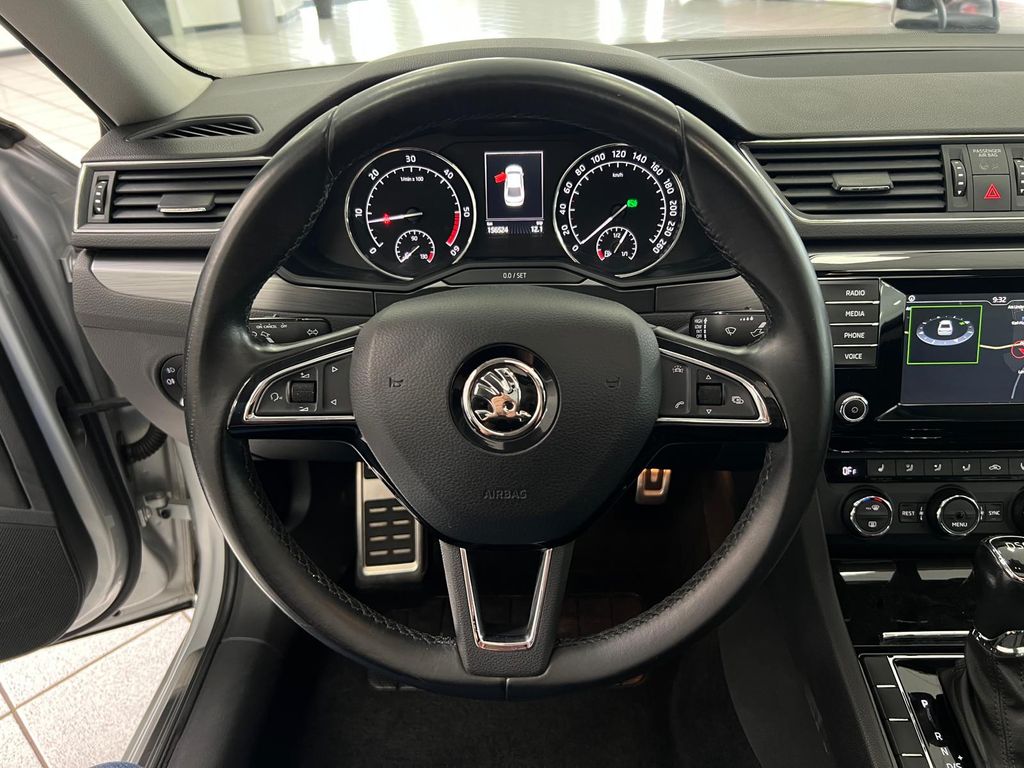 Skoda Superb 2.0 TDI Style Pano*Memory*KAM*NAV*CarPlay