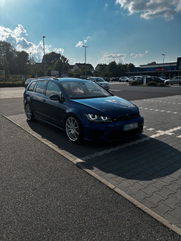 Image of Volkswagen Golf