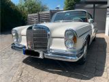 Mercedes-Benz Coupe, toller Zustand, elegante Farbkombination