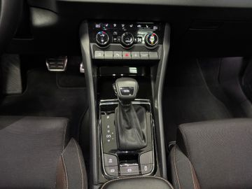 Skoda Karoq Scout 1.5 AHK*Panodach*Kamera*