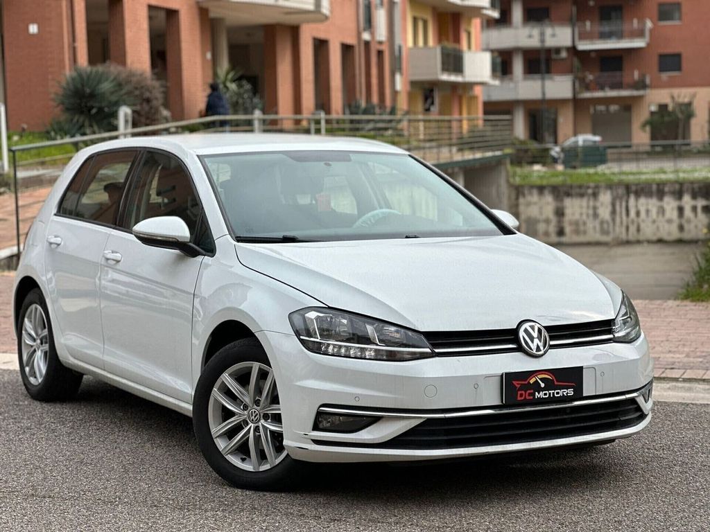 Image of Volkswagen Golf