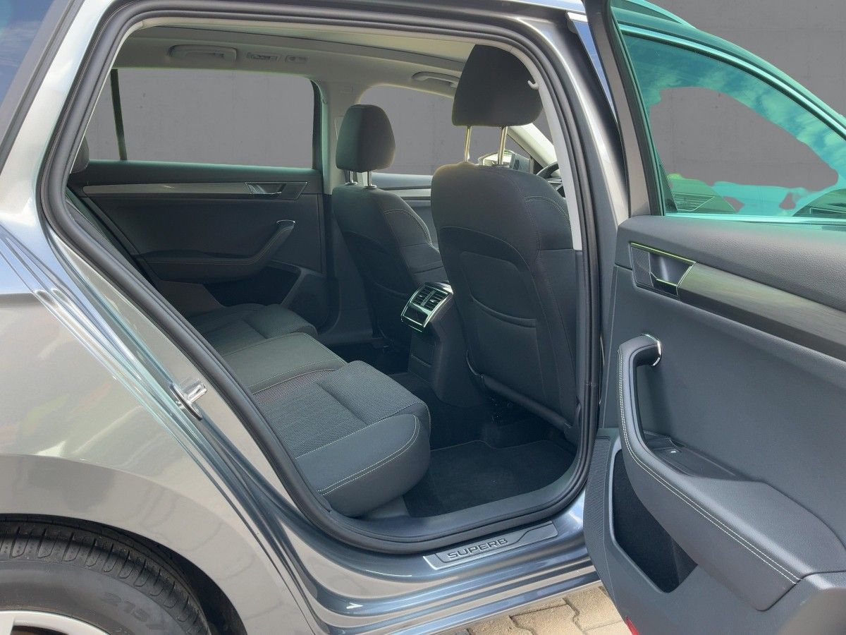 Skoda Superb - Bild 13