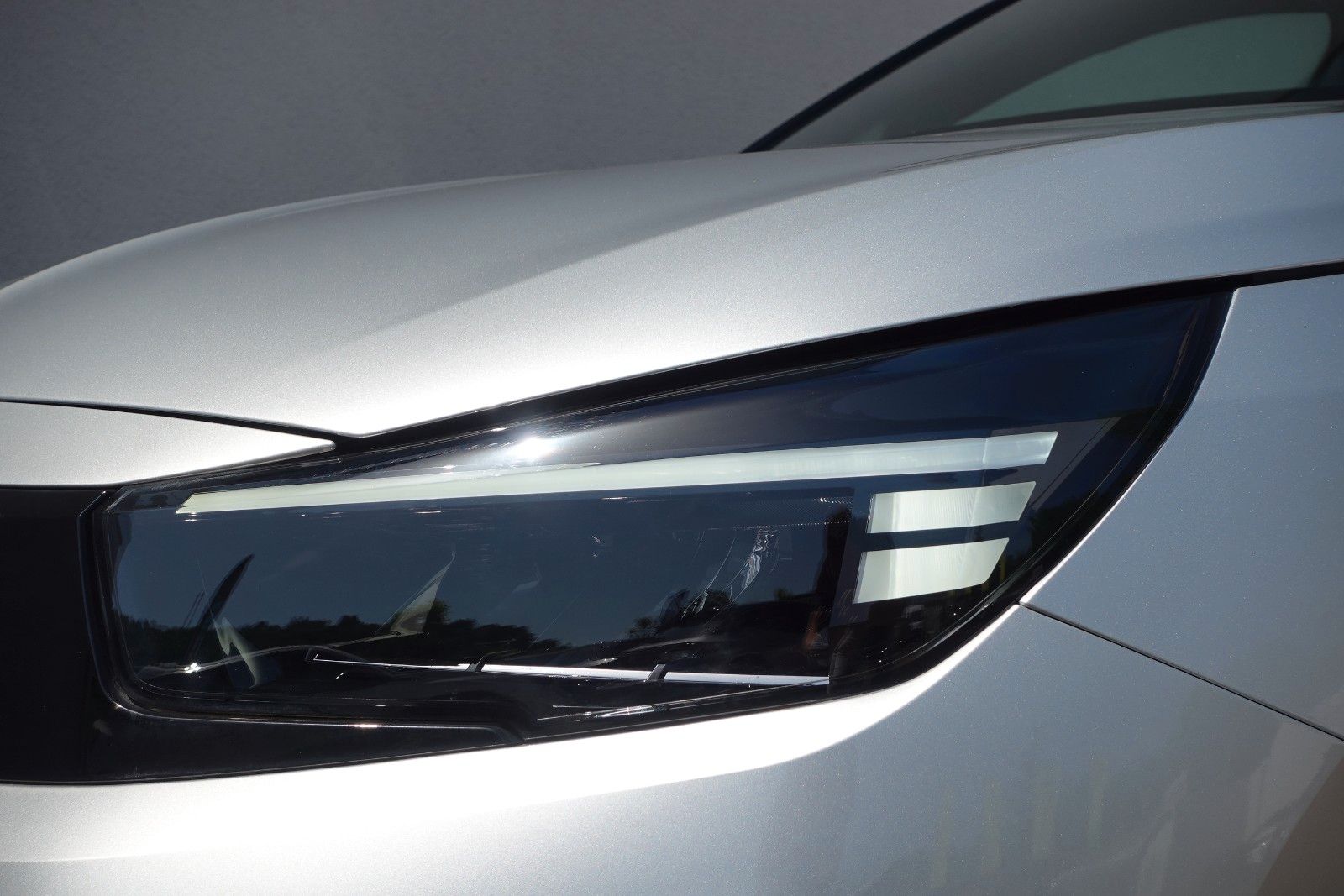 Fahrzeugabbildung Opel Corsa GS 1.2T,Sitzhz,Kamera,Allwetter,LED,DAB+