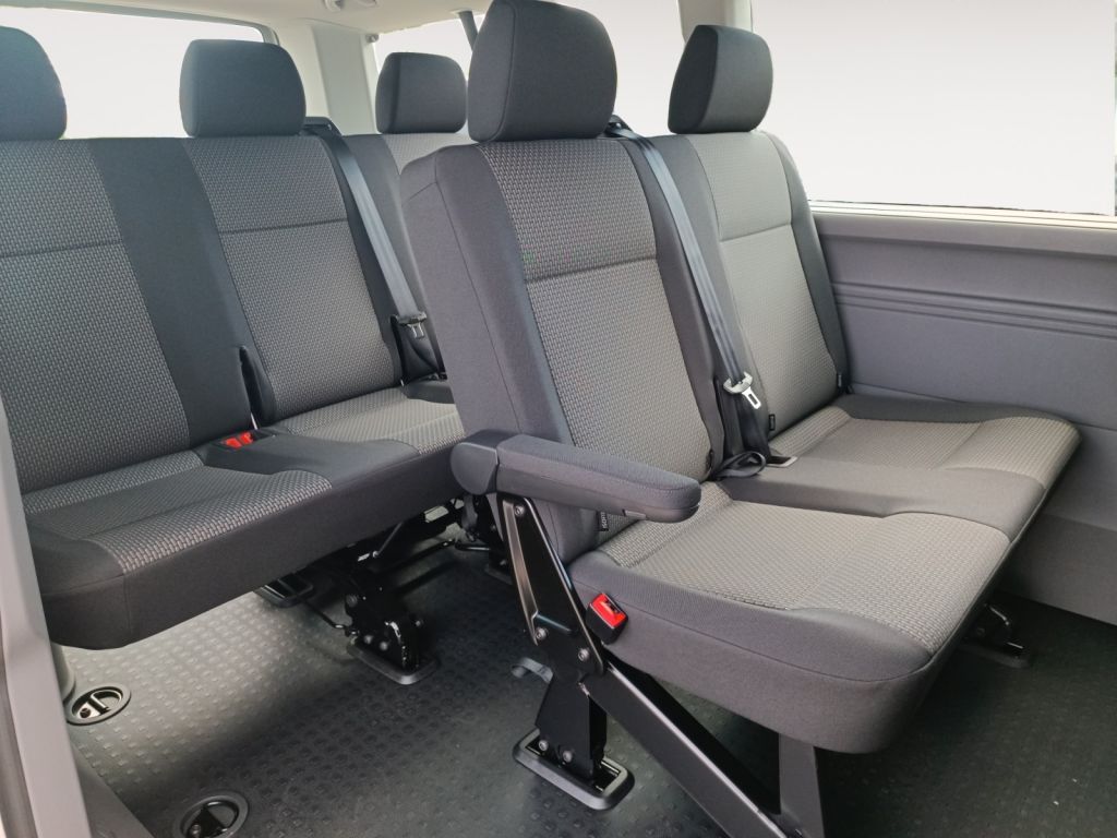 Fahrzeugabbildung Volkswagen Caravelle T6.1 Lang Trendline 7 Sitzer