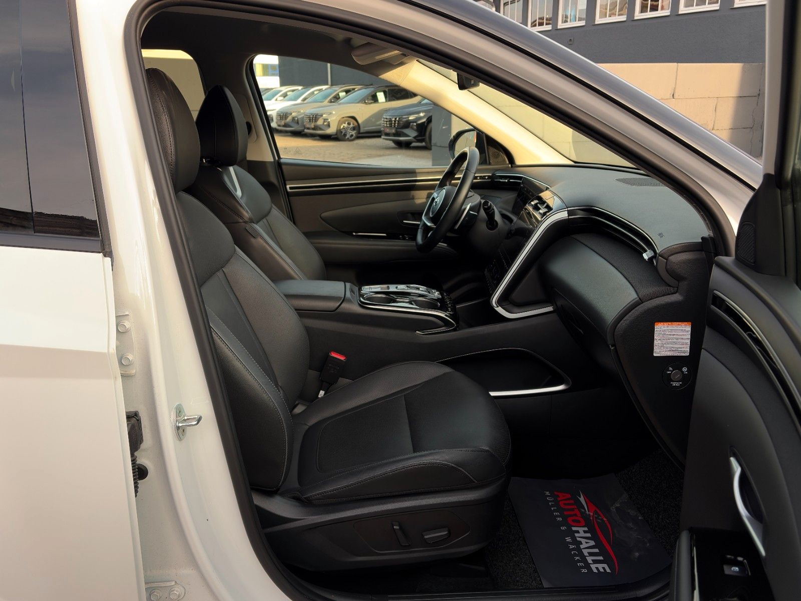 Fahrzeugabbildung Hyundai Tucson 1.6 T-GDI PHEV 4WD Prime Leder 360° ACC