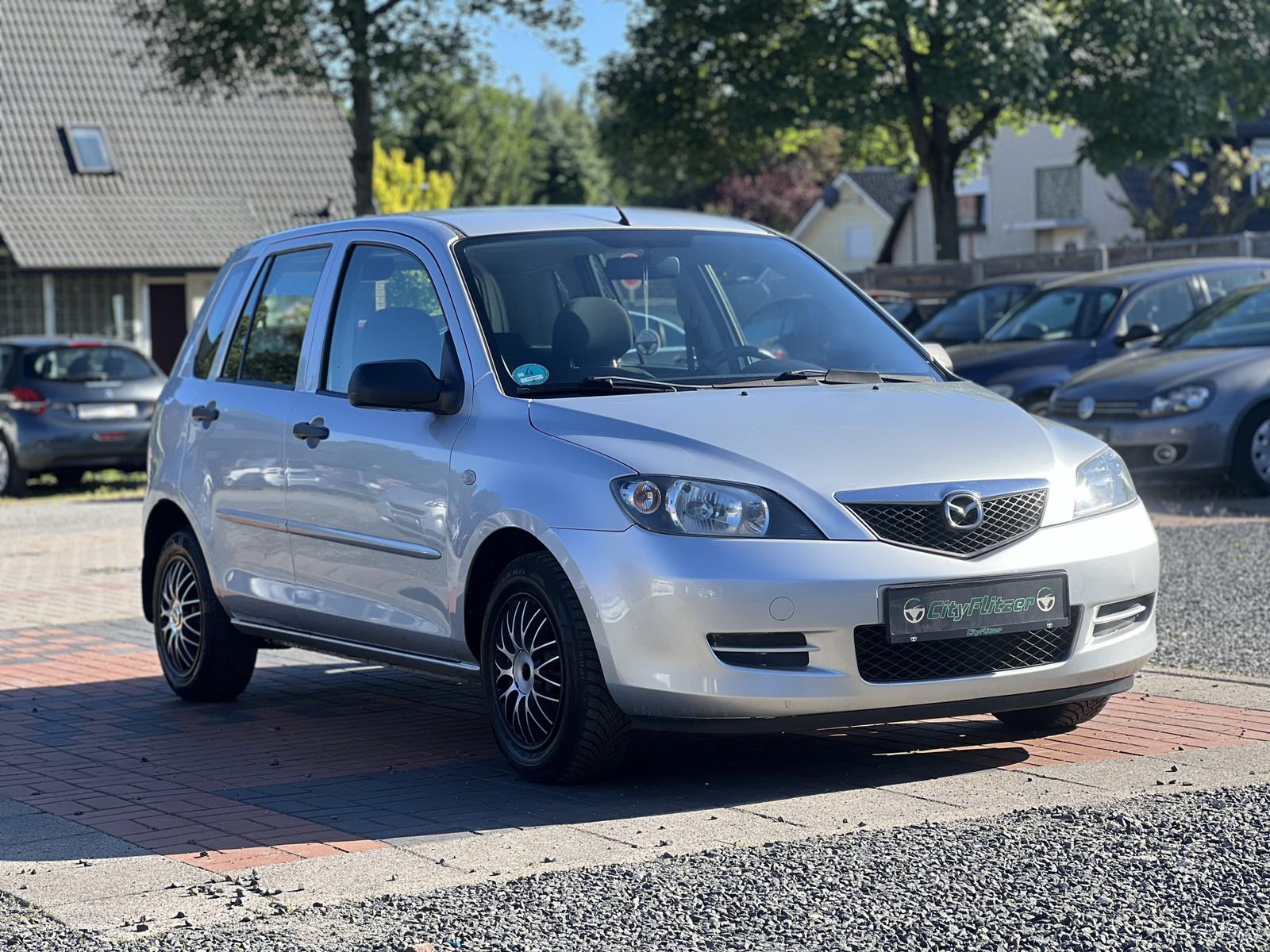 Mazda 2 +TüvNeu*ServiceNeu*Allwetter*5Türig*Klima