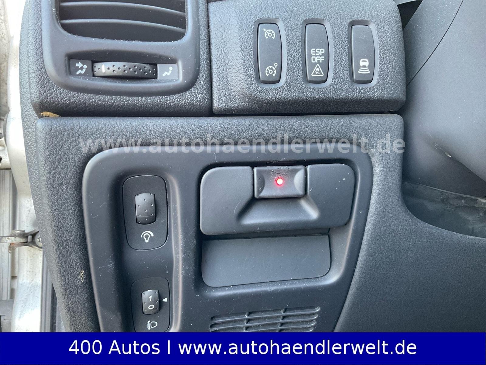 Renault Laguna 2006 — photo 15