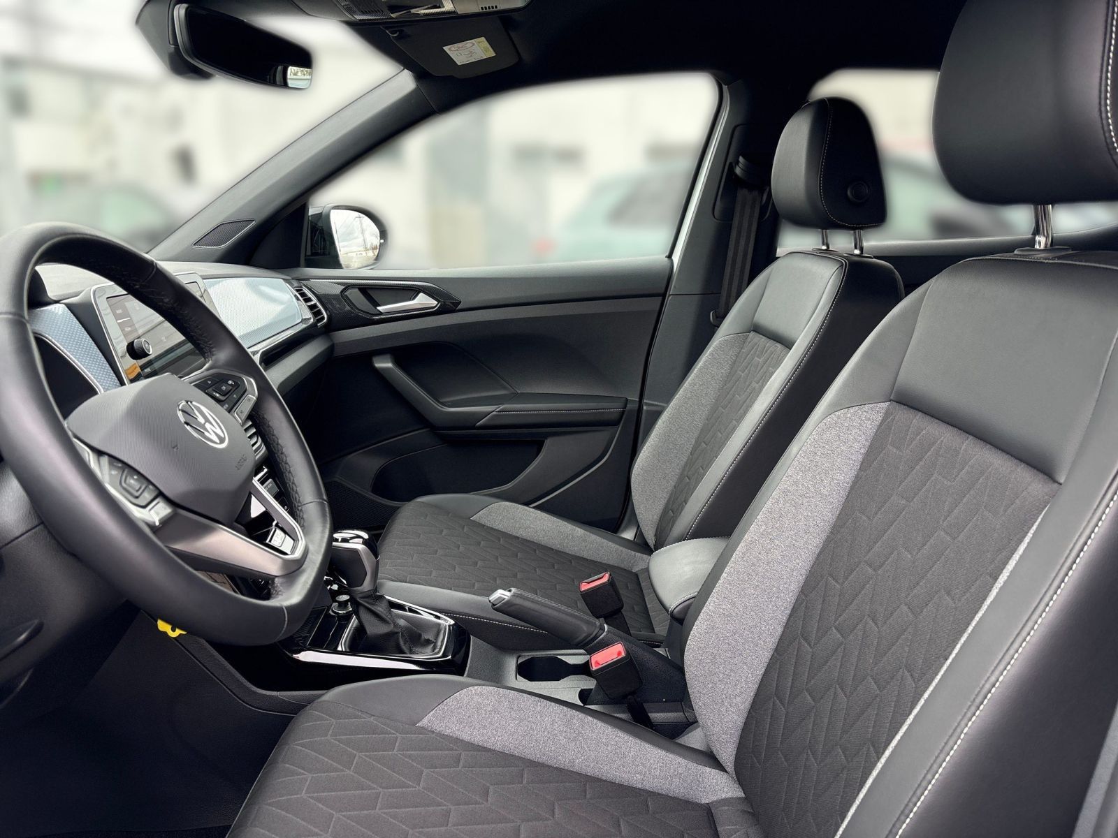 Volkswagen T-Cross - Bild 9