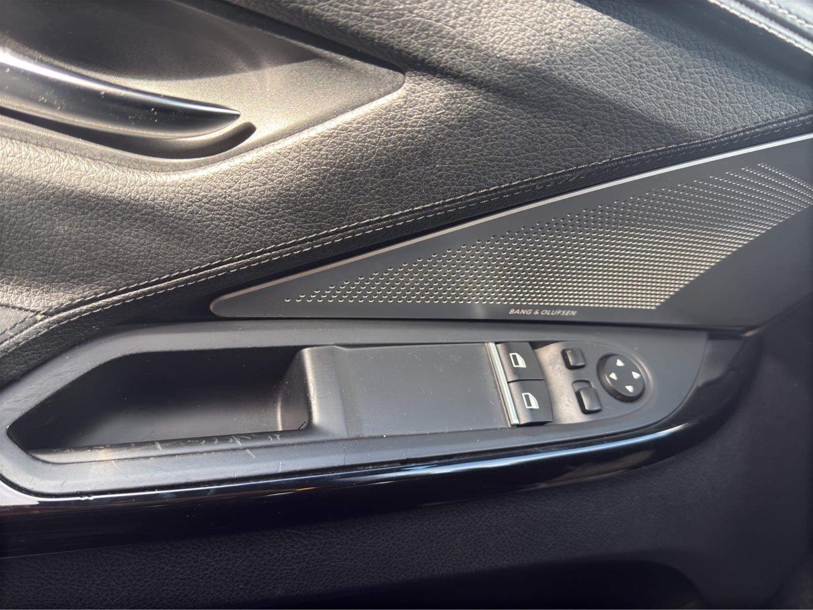 BMW 650i Coupé F13 V8 408 ch BVA – Pack M – Bang & Olufsen – HUD – Toit panoramique – Soft Close