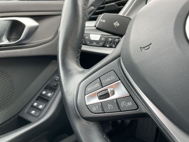 Fahrzeugabbildung BMW 118 i Advantage Autom. Navi, Sitzheizung, Tempom