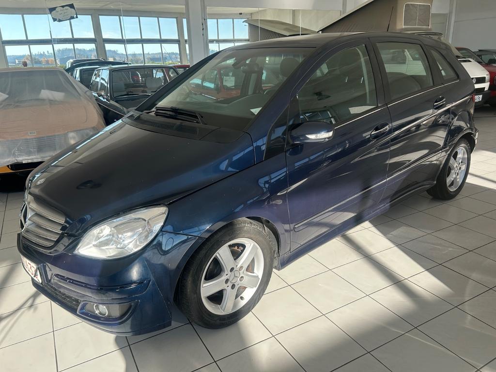 Mercedes-Benz B 170