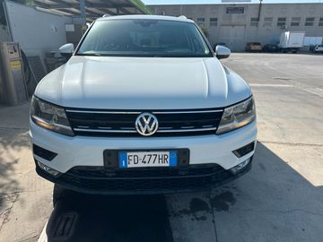 Volkswagen Tiguan - 5