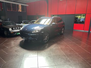 Porsche Cayenne - 9